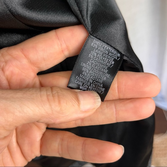 Tahari Women's Gray Black Tweed Ruffle Neck Blazer Jacket DETAILS size 8 /10 - Picture 9 of 15